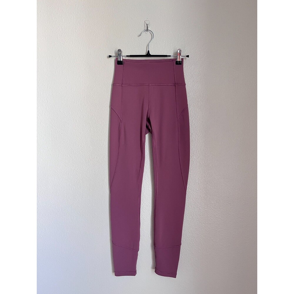 Lululemon In Movement Tight 25" *Everlux in Plumful Size US 2
